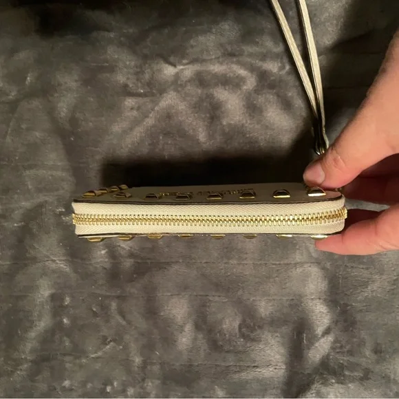 EUC Michael Kors Studded Wristlet - Picture 5 of 7